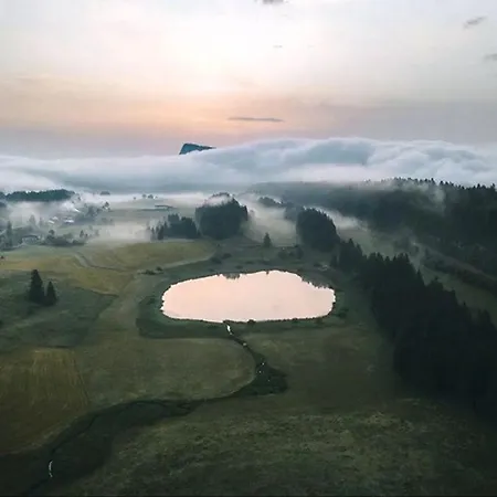 Maison Entiere 2 Individuels Jardin 450 M Montagne Foret Lacs Riviere 8 Personnes Prázdninový dům *