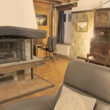 Ferienhaus Maison Entiere 2 Individuels Jardin 450 M Montagne Foret Lacs Riviere 8 Personnes *
